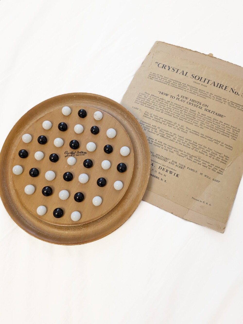 VINTAGE Crystal Solitaire Wood Game Round Board Marbles Instructions